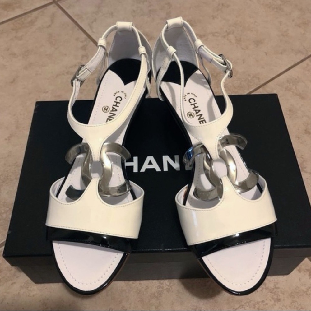 CHANEL SANDALS WEDGE HEEL WITH LARGE CC LOGO